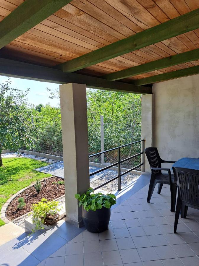 Grapeline Guesthouse Chotin Luaran gambar
